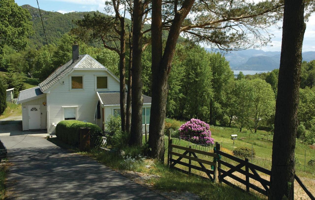 Stunning Home In Tau With House A Mountain View Exterior foto